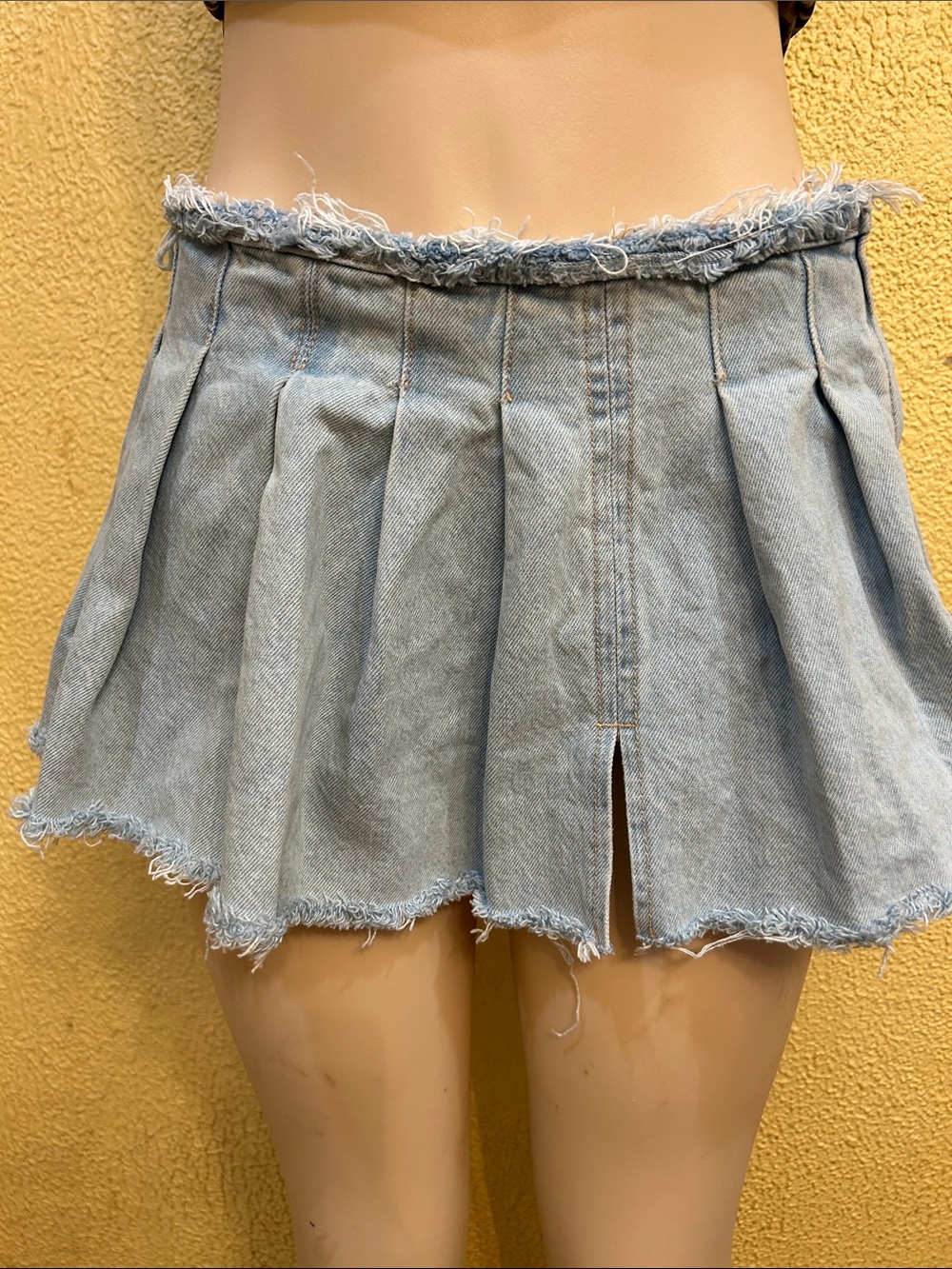 Zara Light Blue Pleated Denim Skort with Frayed Hem